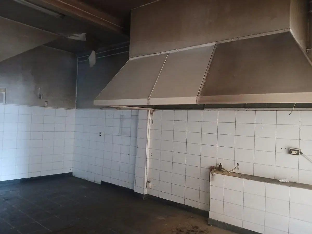 VENTA LOCAL COMERCIAL LAS LOMAS SAN ISIDRO URGENTE 4