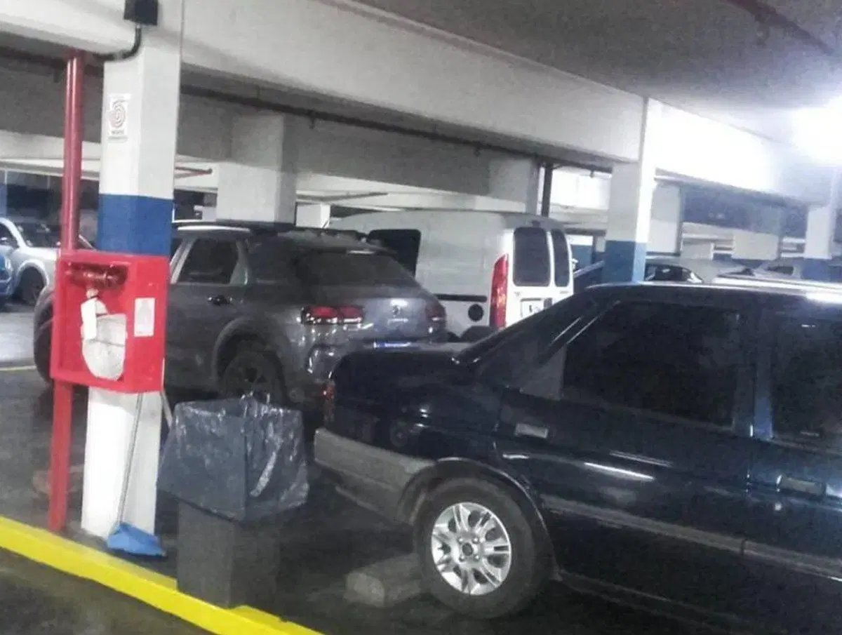 VENTA COCHERA CUBIERTA EN PASEO LA PLAZA CABA 2