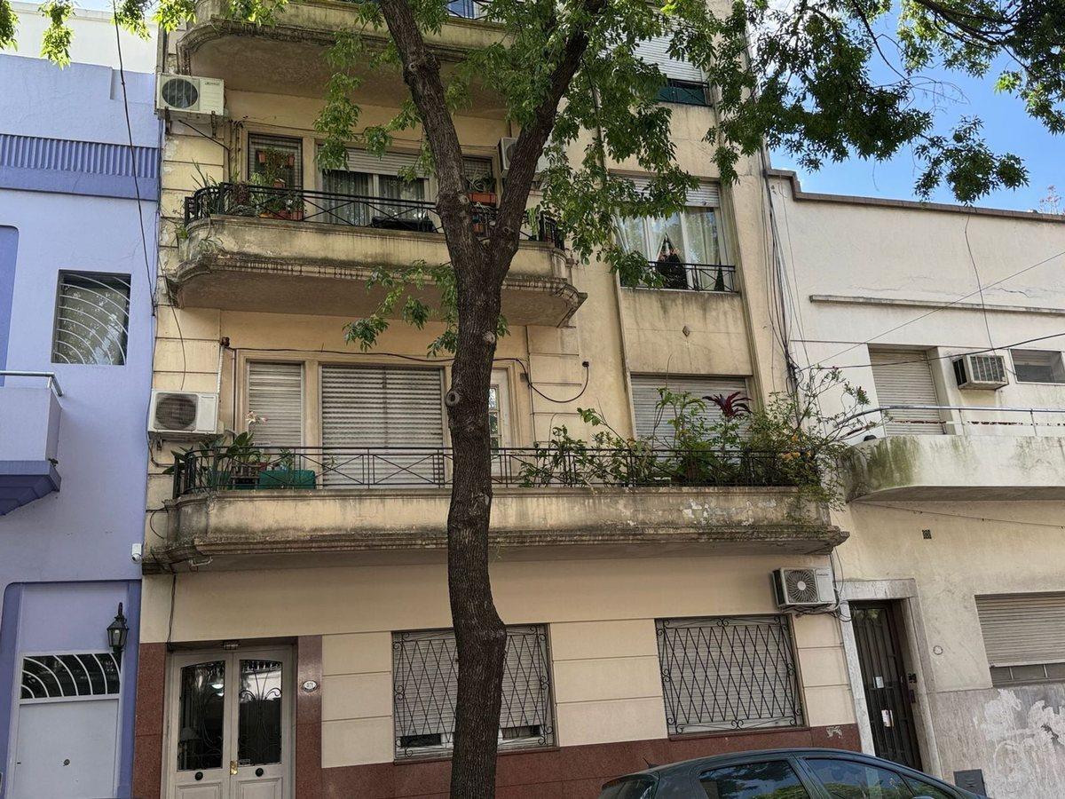 VENTA 3 AMB CON RENTA VILLA CRESPO CONTRAFRENTE