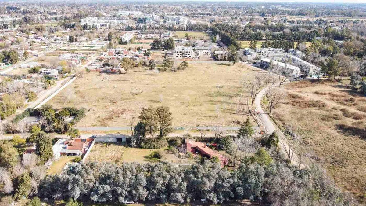 VENTA QUINTA PILAR 8