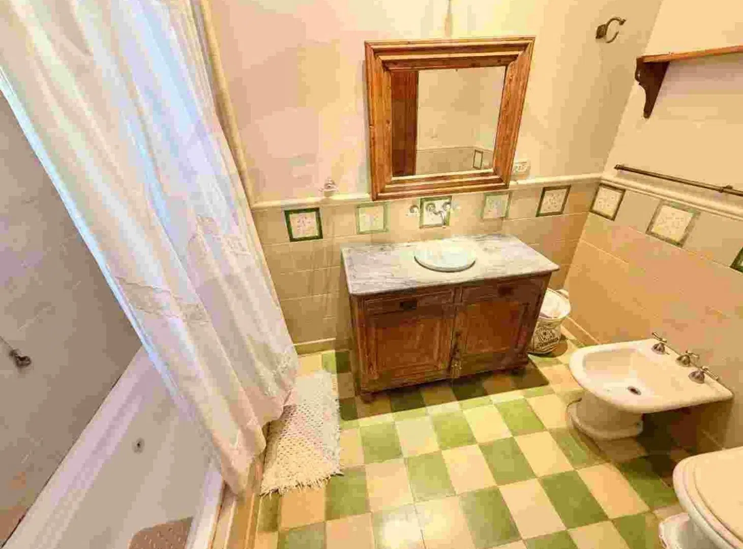 VENTA CASA 5 AMBIENTES CHACRAS DE LA CRUZ CENTRAL 3