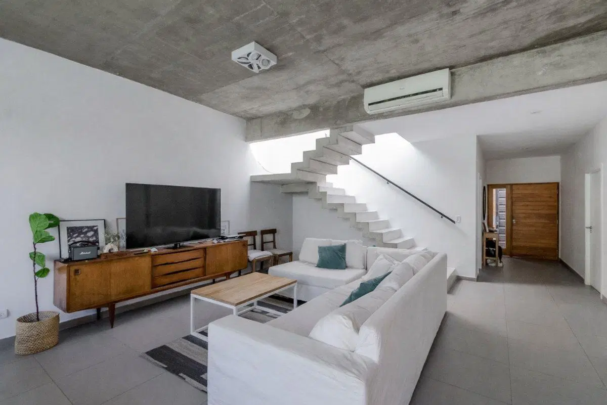 Casa en alquiler 5 ambientes jardin y pileta 2