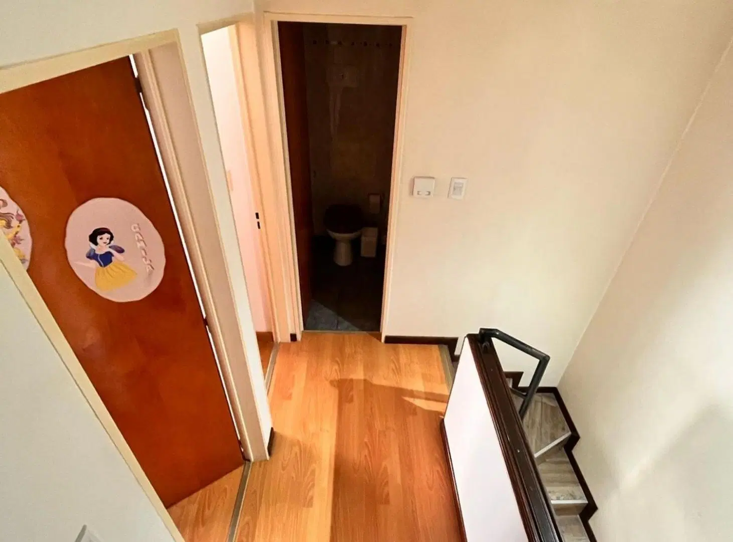 Venta Casa UF Triplex 4 Amb. Cochera Patio Lavad. 3