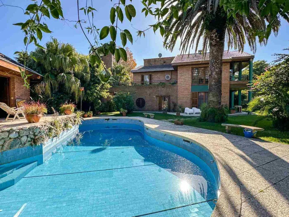 CASA DON TORCUATO 8 AMB LOTE DE 2245 MT2 5