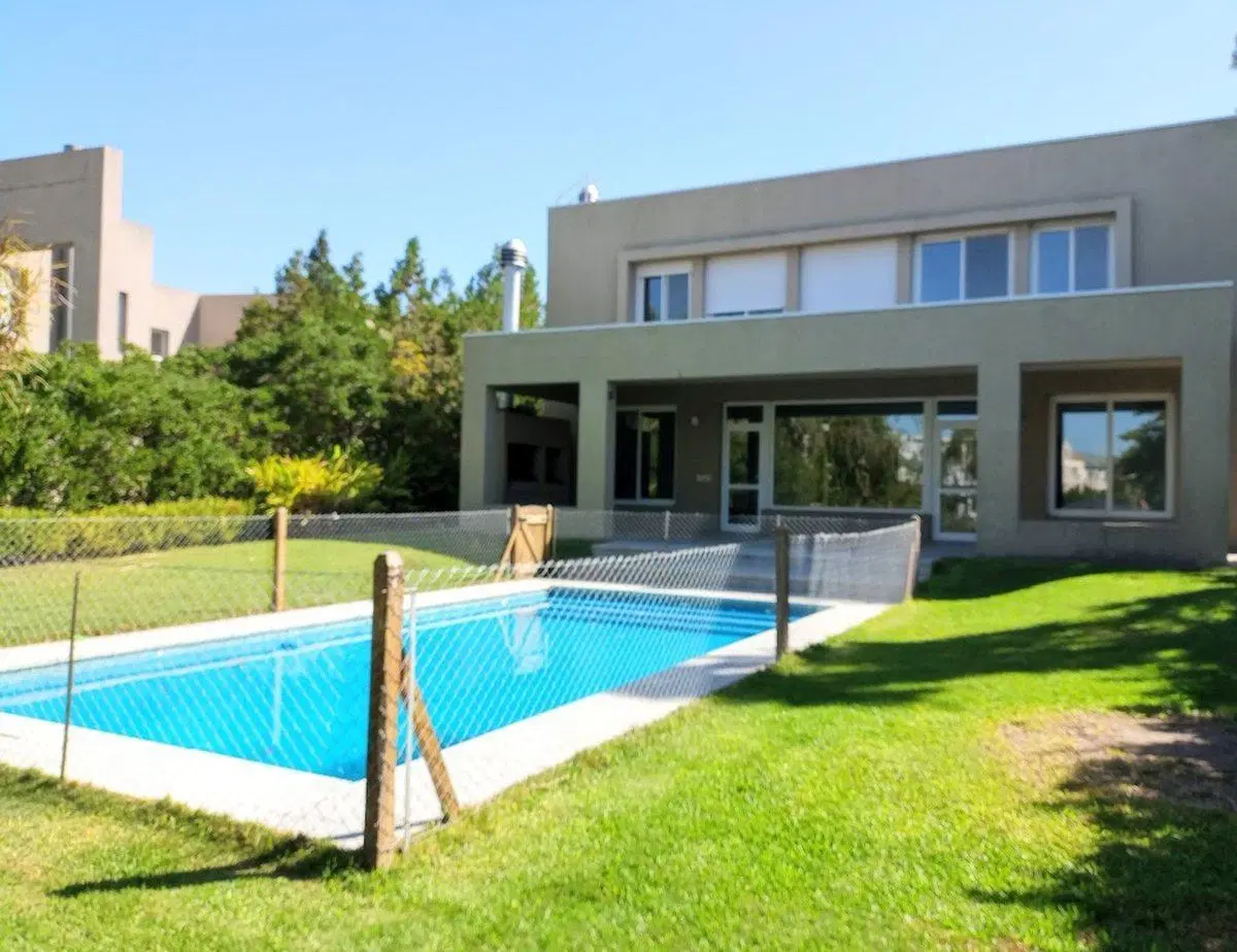 Venta casa 7 ambiente nordelta Tigre laguna pileta 4