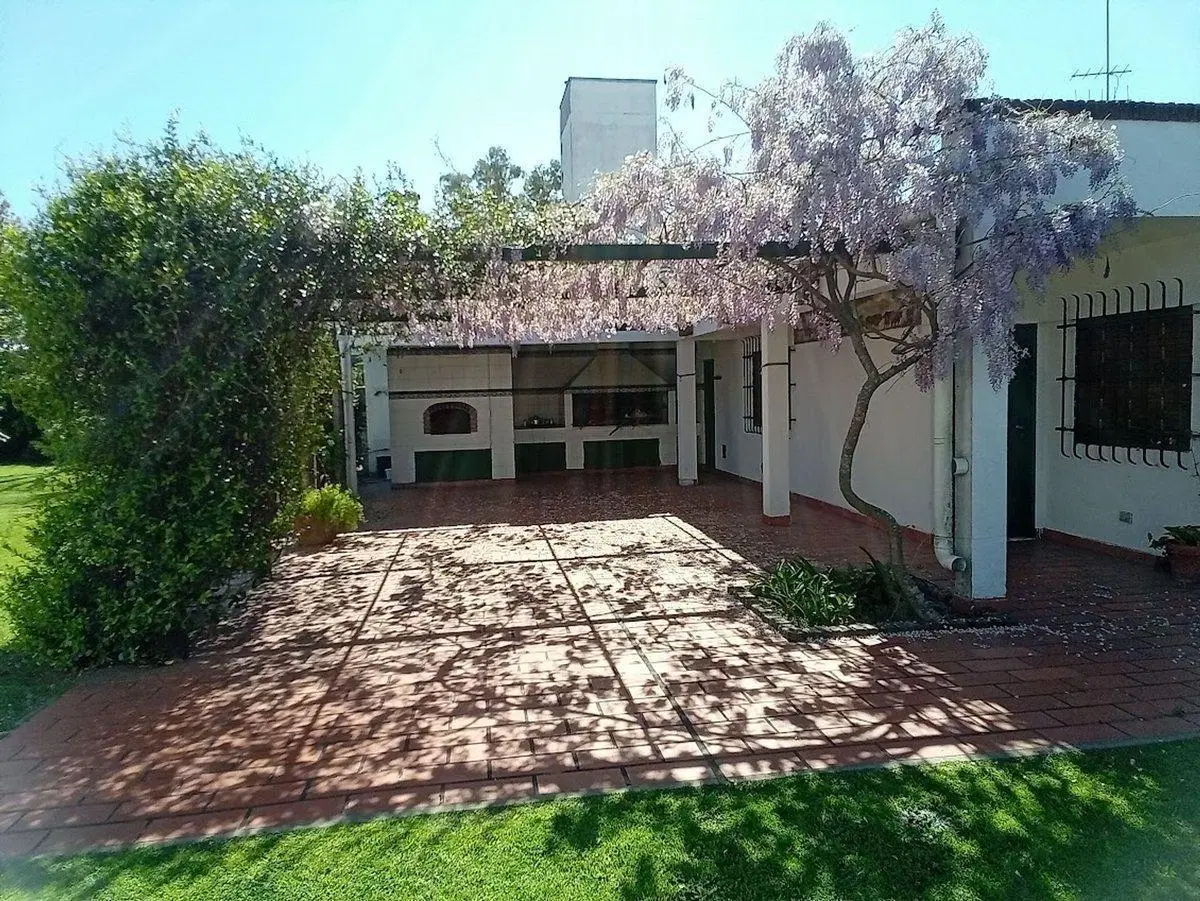 VENTA CASA 6 AMBIENTES JARDIN DEL VISO PILAR 4