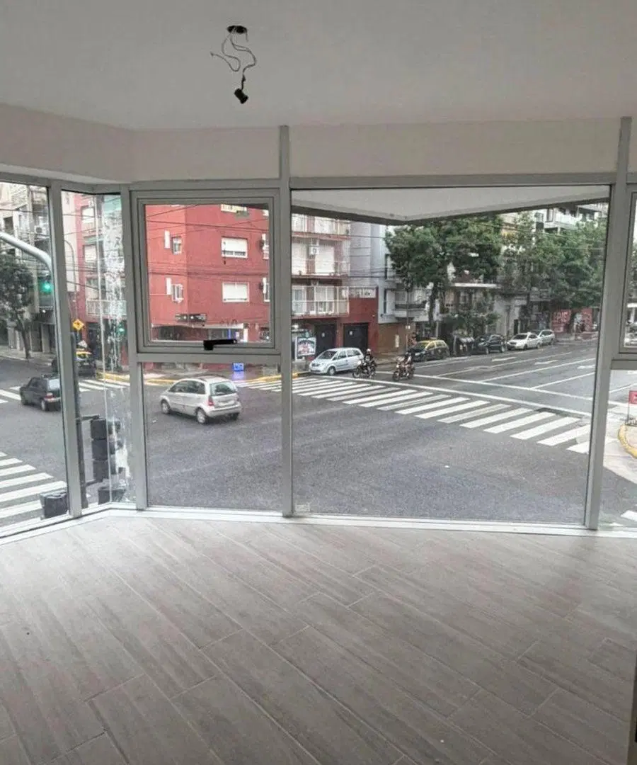 Alquiler local comercial +depto San Cristobal CABA 4