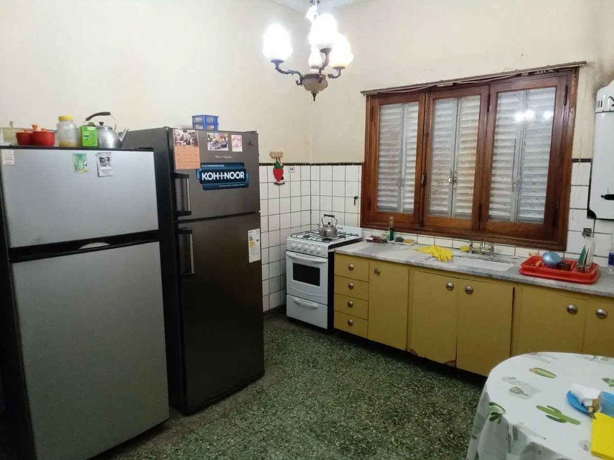 VENTA CASA 4 AMBIENTES SOBRE 2 LOTES SAN MARTIN 5