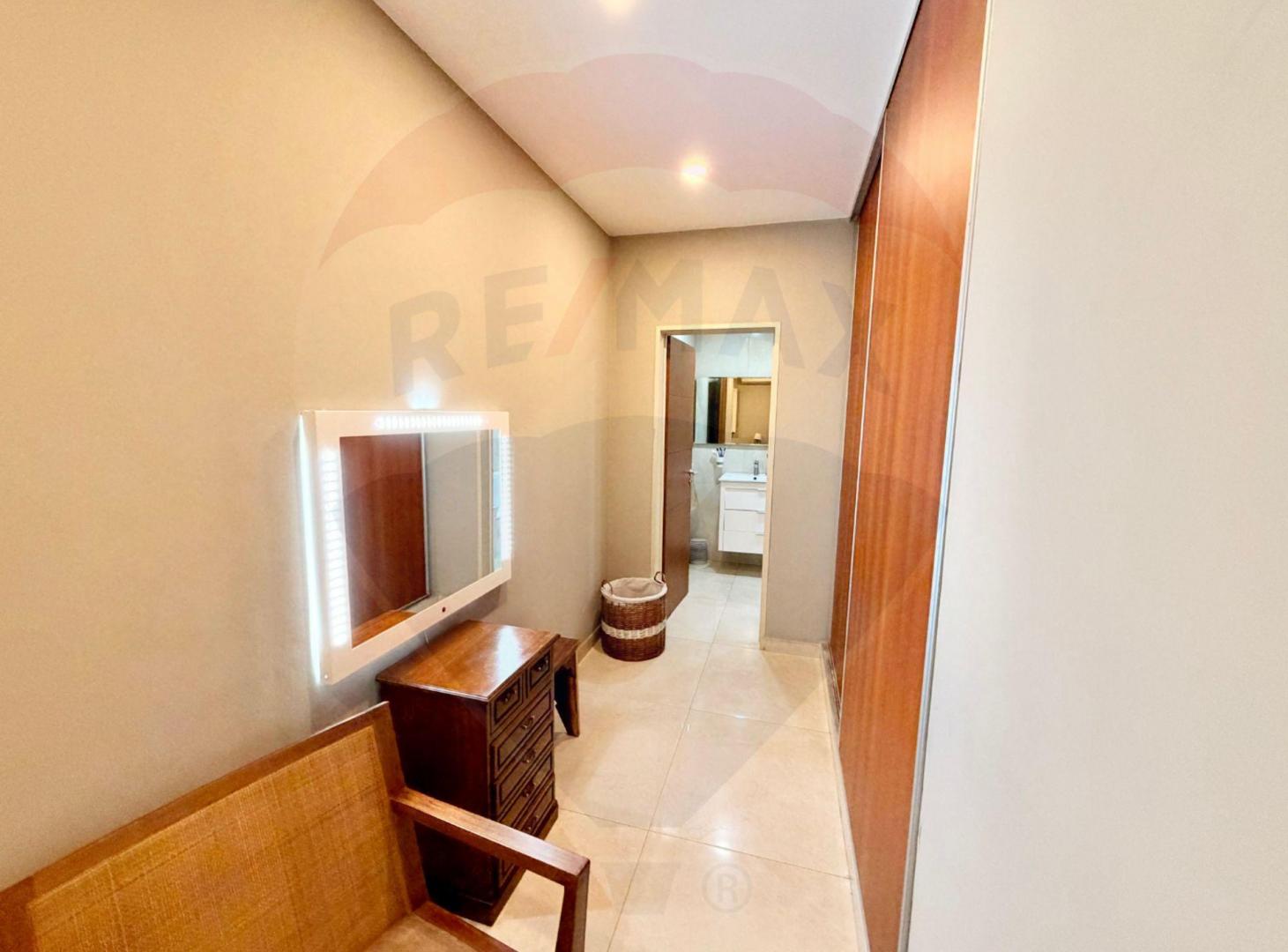 Foto de VENTA casa 4 dormit, quincho pileta villa adelina, imagen 5