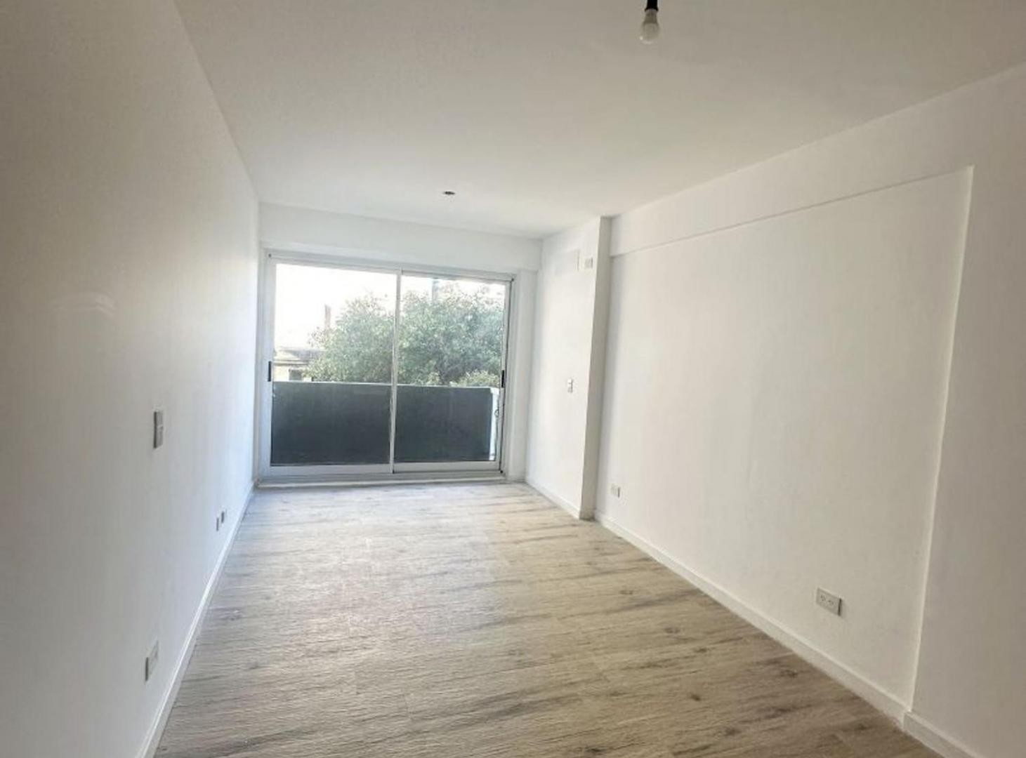 Foto de Departamento 1 ambiente venta San Cristobal balcon, imagen 3