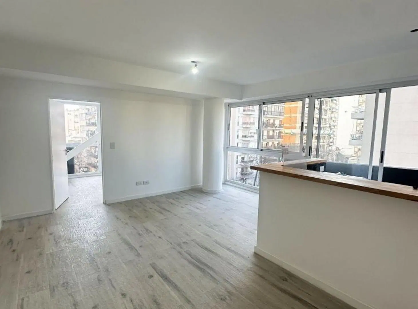 Departamento 2 ambiente venta San Cristobal balcon 4