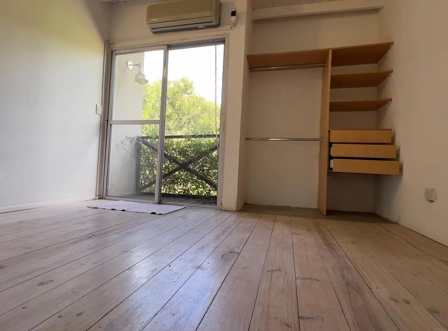 DUPLEX EN ALQUILER 3 AMB.   AYRES DE MASCHWITZ 4