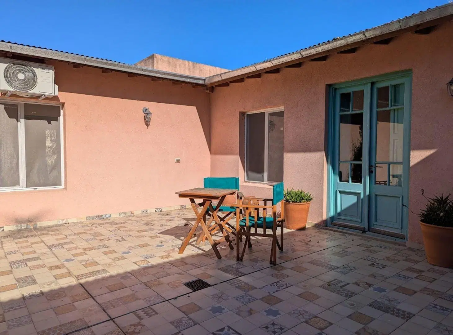 Venta casa 5 amb jardin SanMatias Escobar financia 5