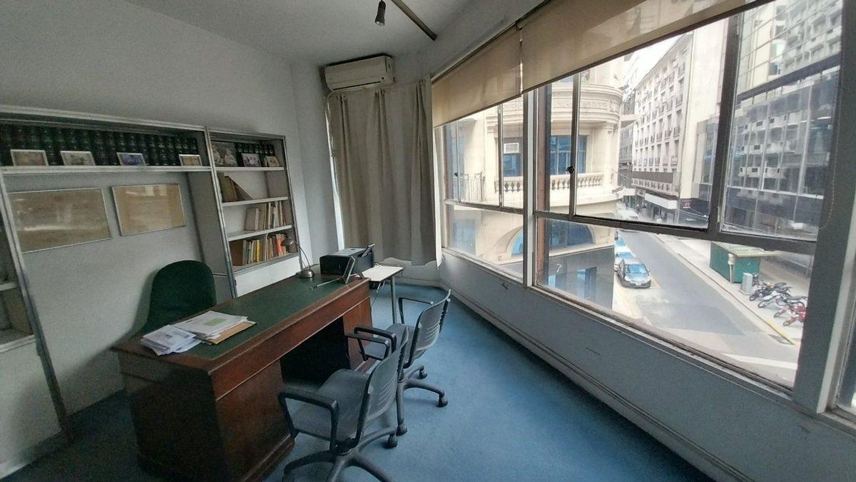 Foto de VENTA OFICINA AMOBLADA - MICROCENTRO - OPORTUNIDAD, imagen 4