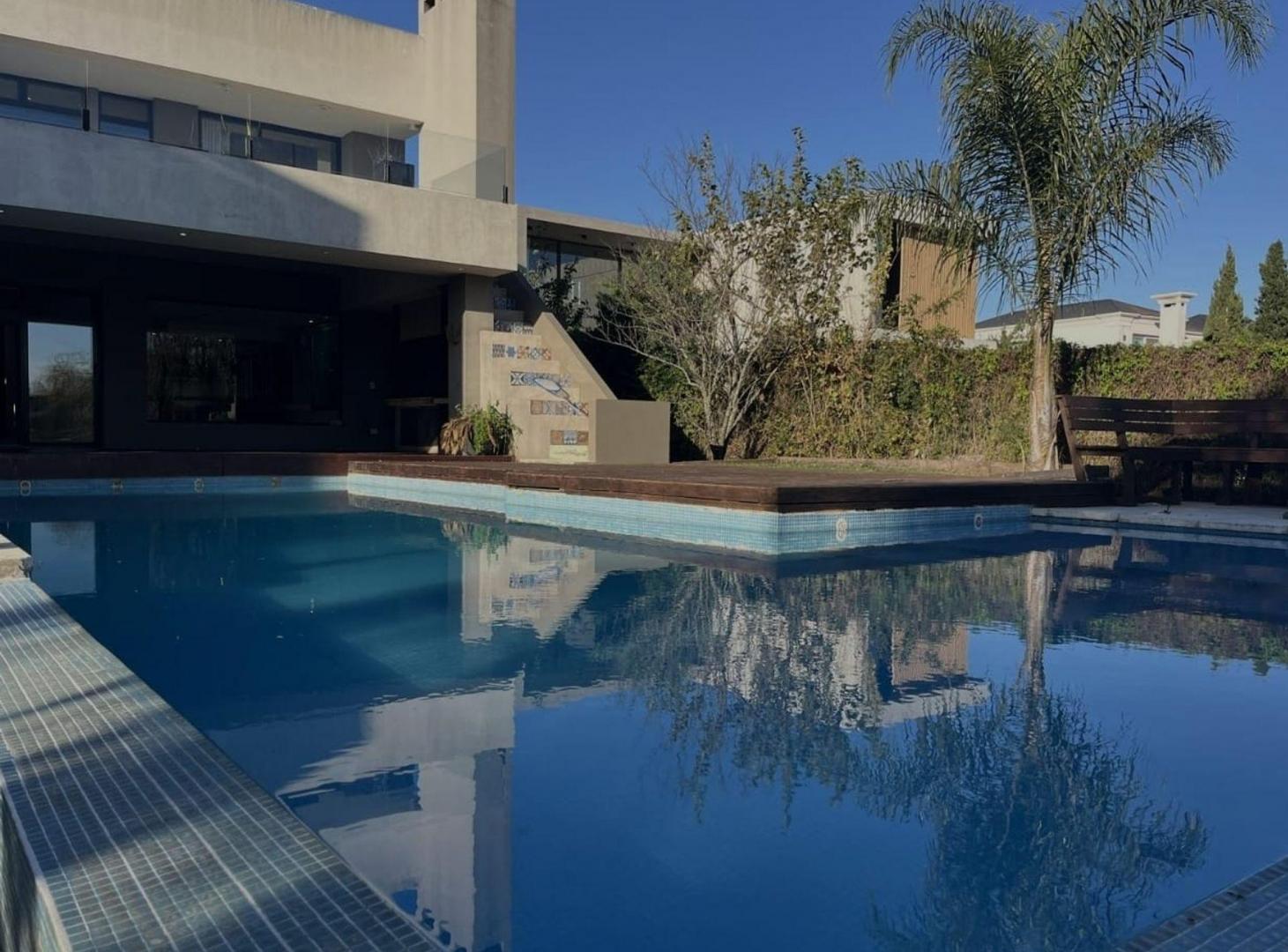 CASA EN VENTA SAN ISIDRO LABRADOR AL RIO C/AMARRA