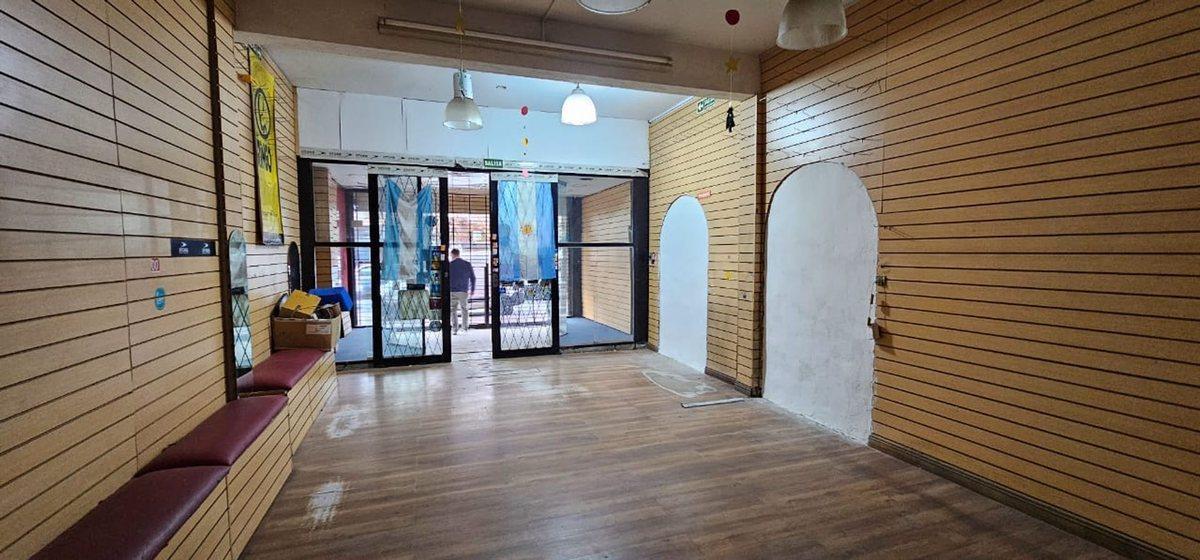 Foto de VENTA Local Villa Ballester, imagen 3