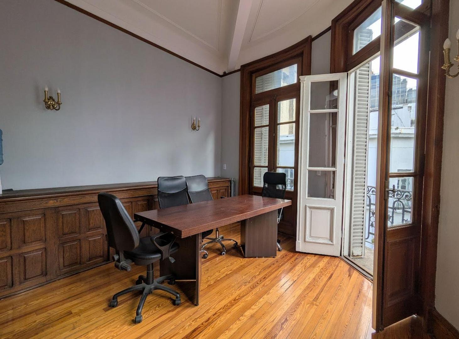 Foto de Venta oficina 2 ambientes San Nicolas balcon CABA, imagen 1