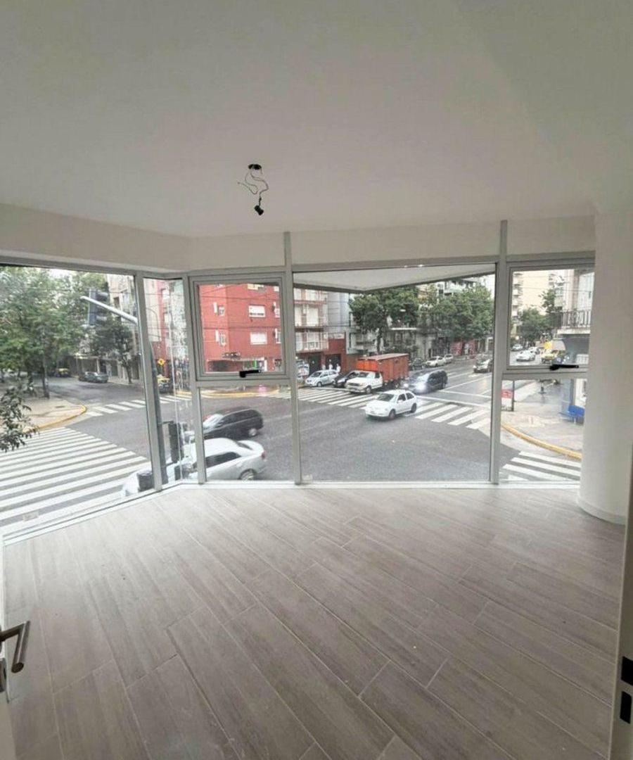 Foto de Alquiler local comercial +depto San Cristobal CABA, imagen 3