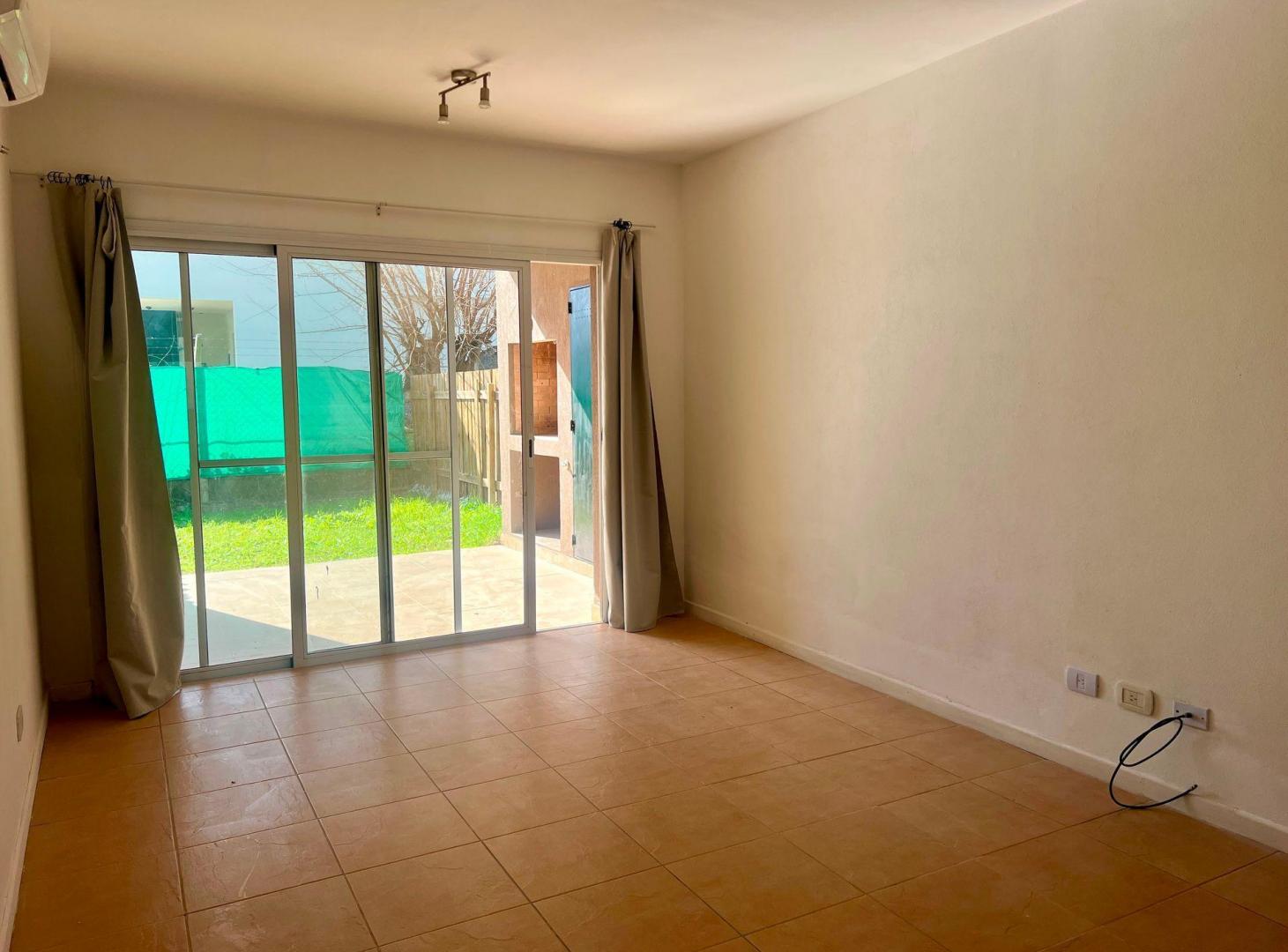 Foto de ALQUILER DEPARTAMENTO C/ JARDÍN Y COCHERA CUBIERTA, imagen 3