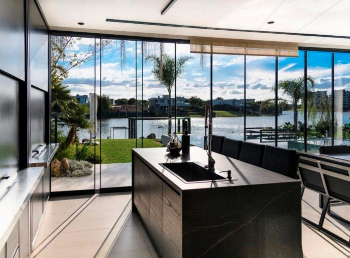 Foto de CASA PREMIUM CON VISTA A LA LAGUNA VIRAZÓN, imagen 5