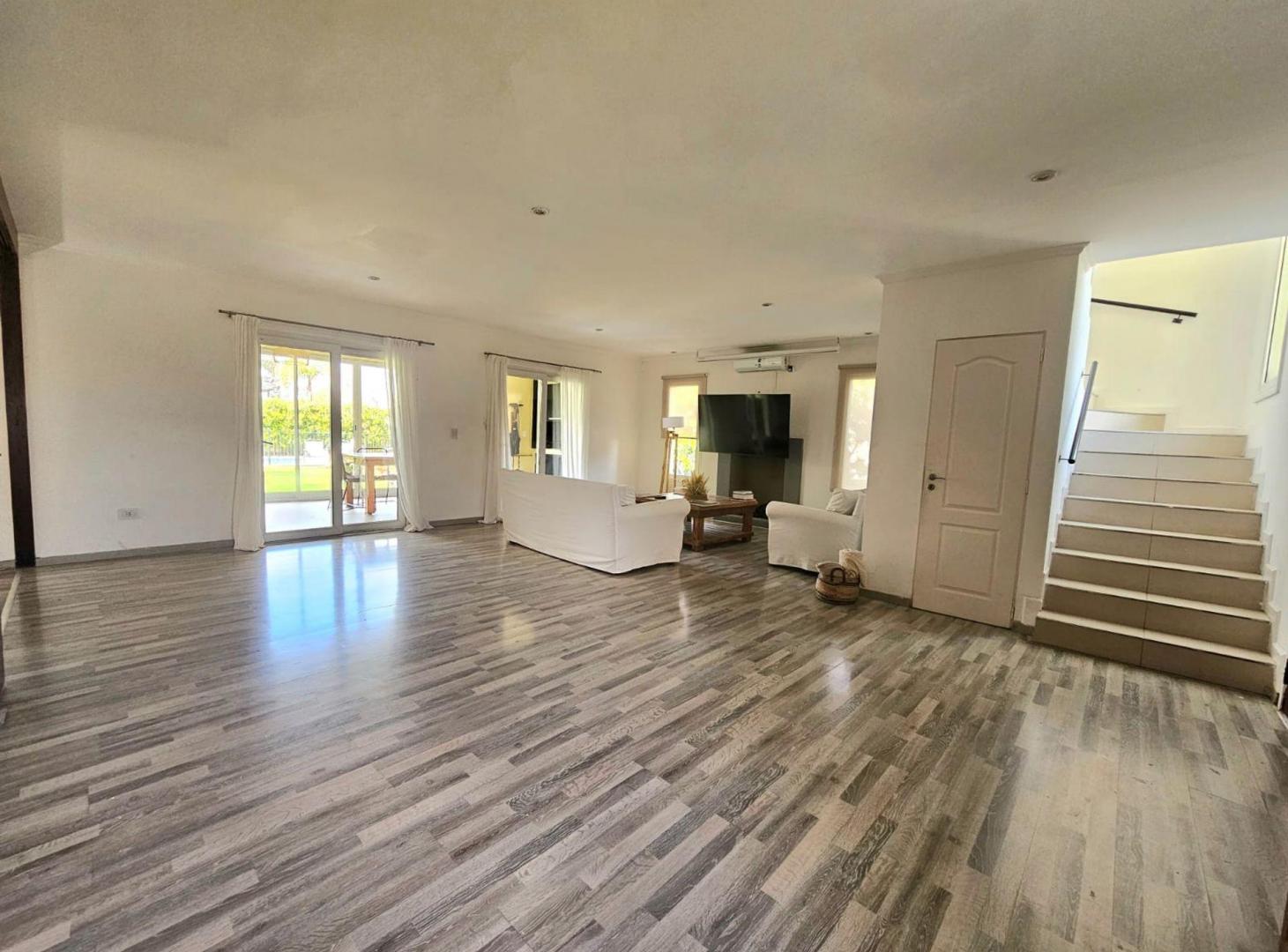 Foto de CASA VENTA LOS ALISOS, imagen 1
