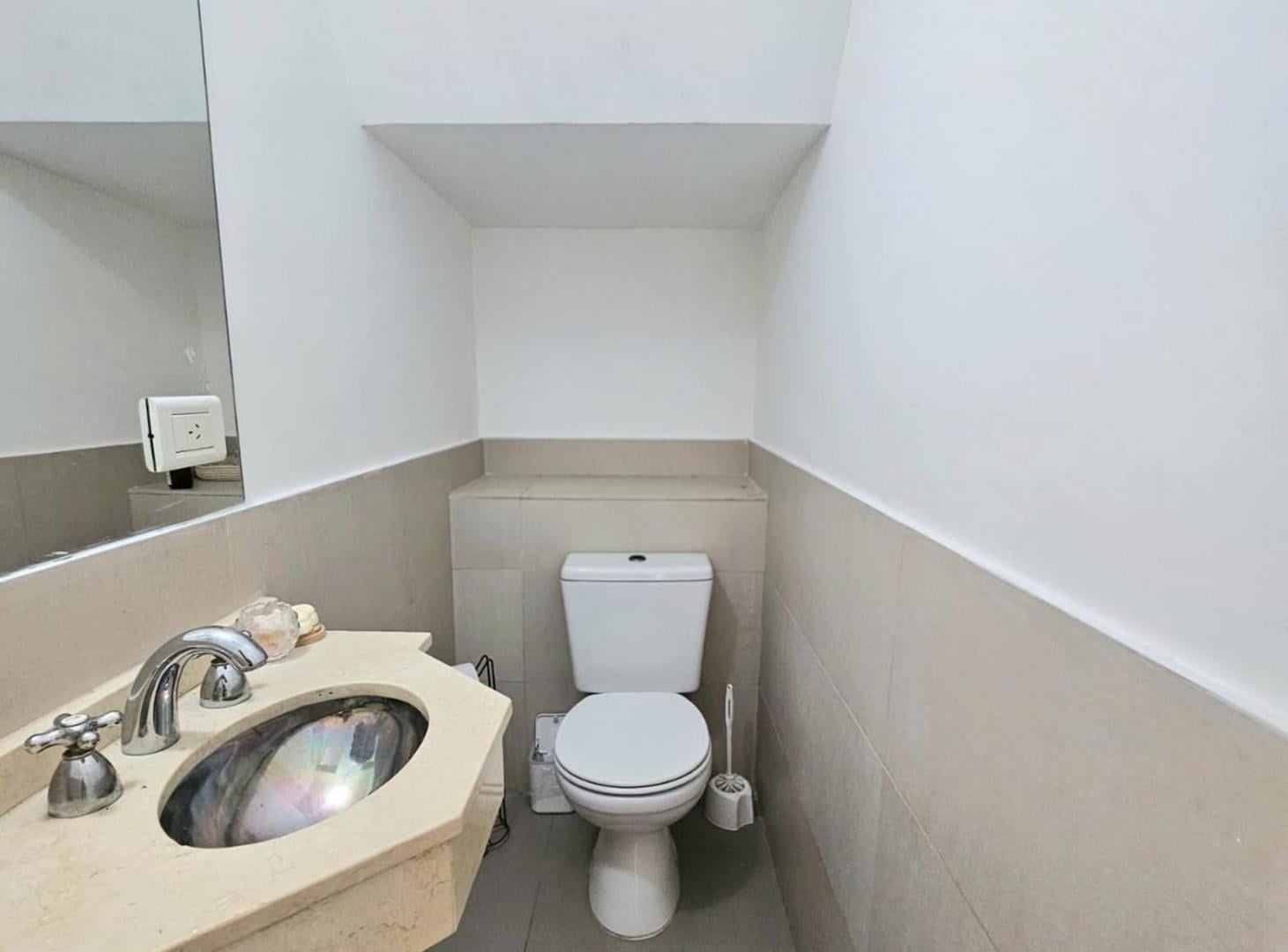 Foto de CASA VENTA LOS ALISOS, imagen 2
