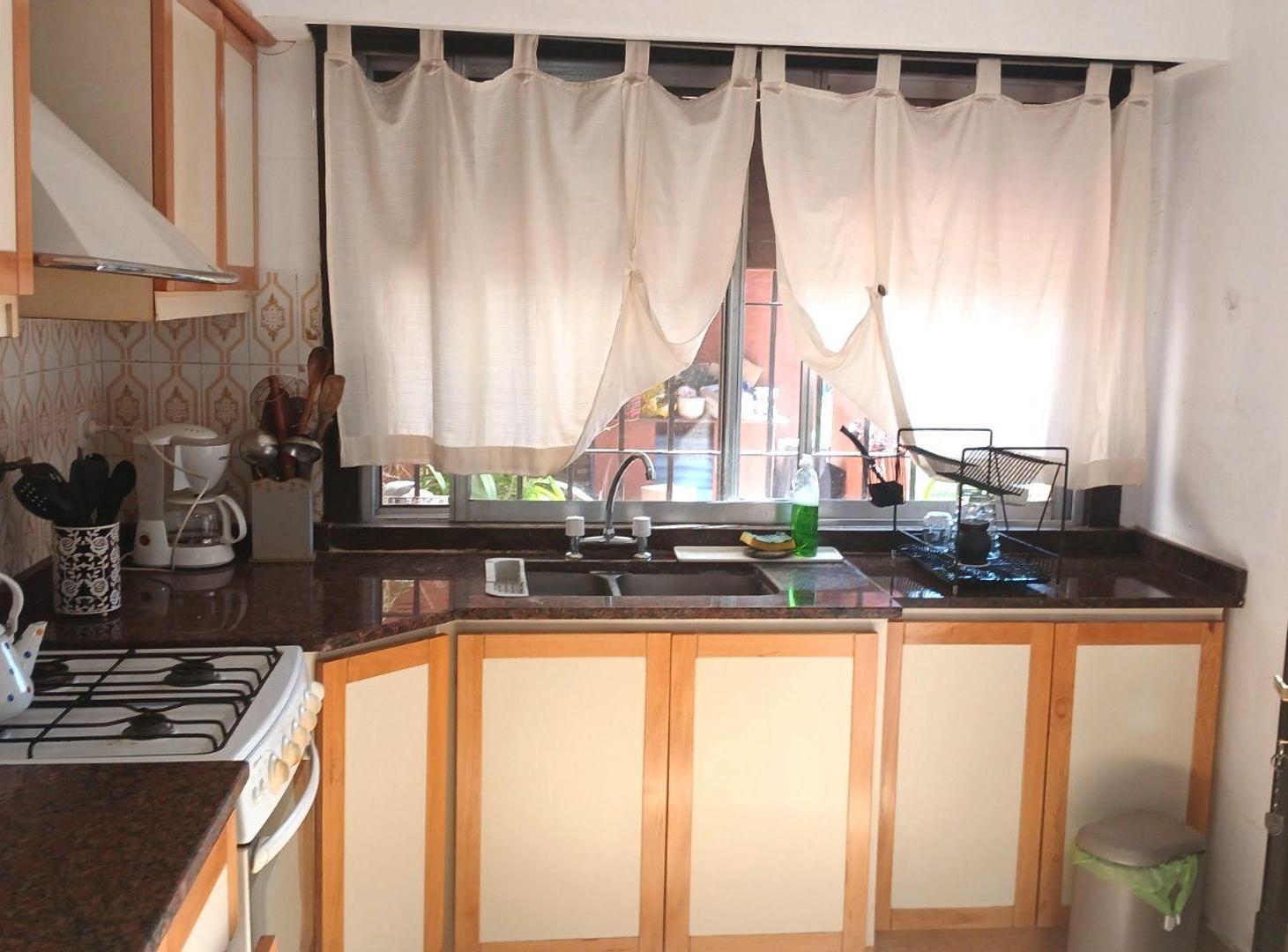 Foto de Casa en venta Beccar 4 amb. Apto Credito!!, imagen 3