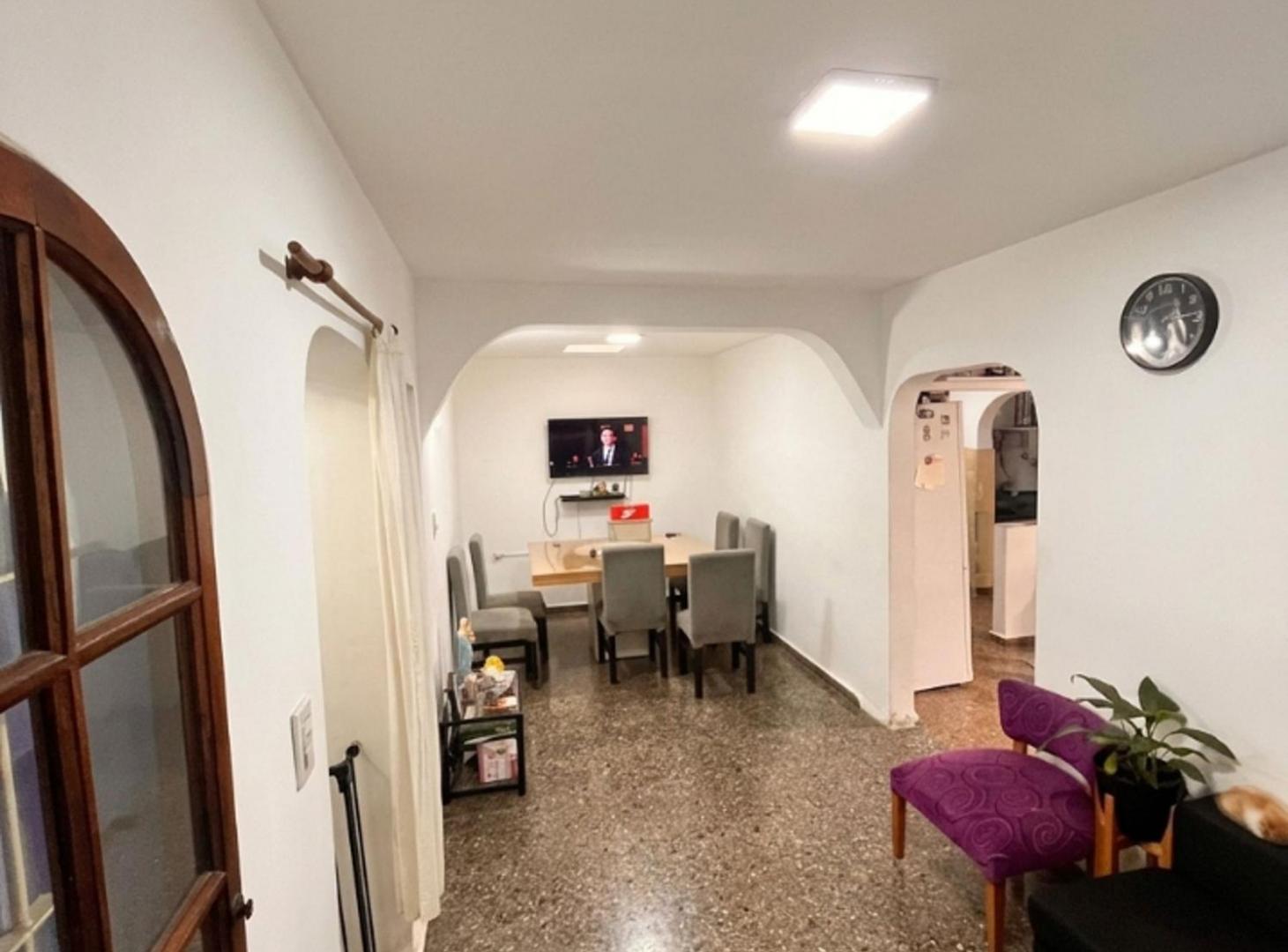 Foto de Venta casa 4 amb Jose L Suarez cochera fondo libre, imagen 4