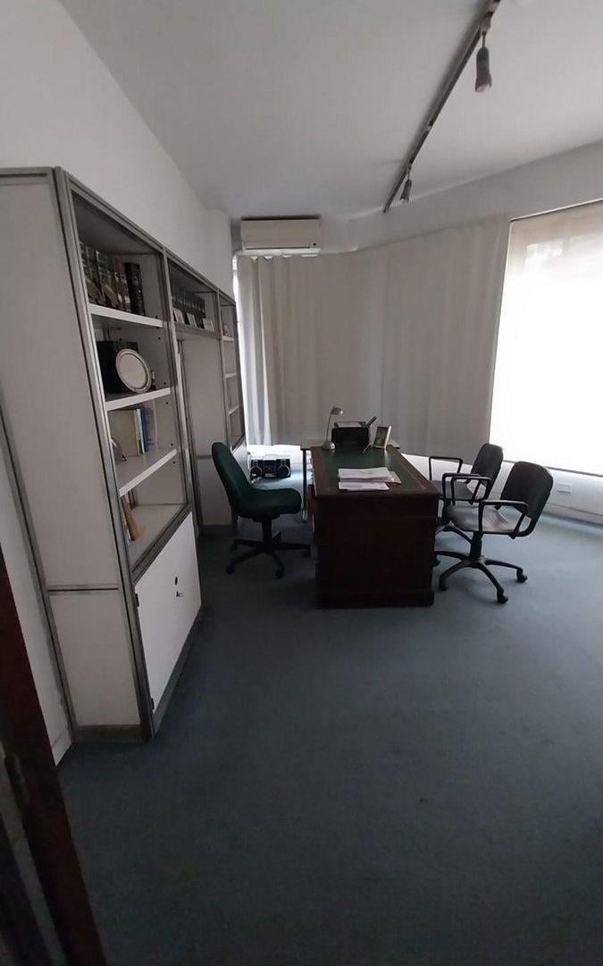 Foto de VENTA OFICINA AMOBLADA - MICROCENTRO - OPORTUNIDAD, imagen 2