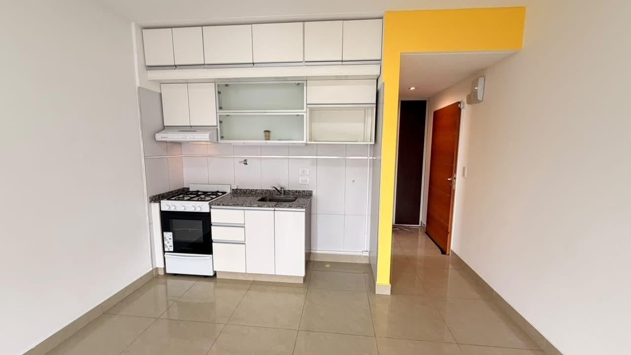 Foto de Departamento en alquiler, 1 ambiente, centro Florencio varela, imagen 4