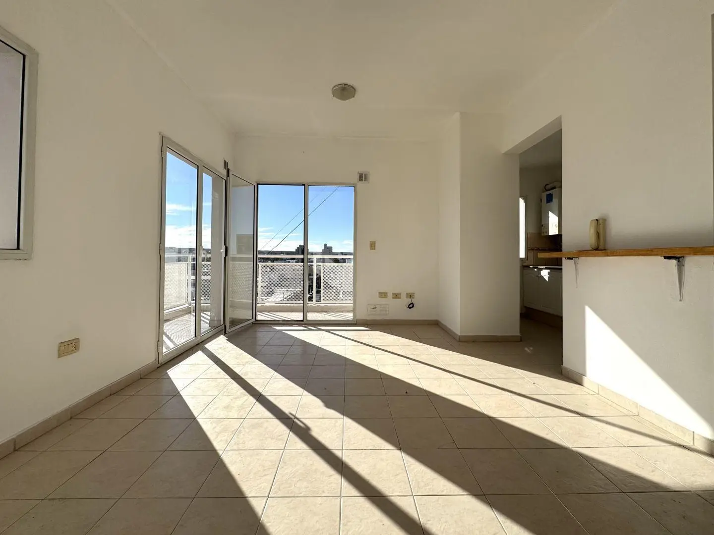 Departamento en alquiler | 2 dormitorios | Excelente luminosidad y vista abierta 3