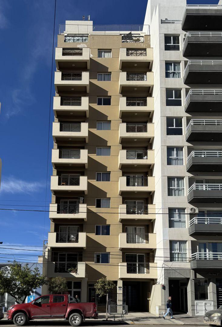 Foto de Departamento de un dormitorio amoblado en alquiler Avenida Gales 166, imagen 1