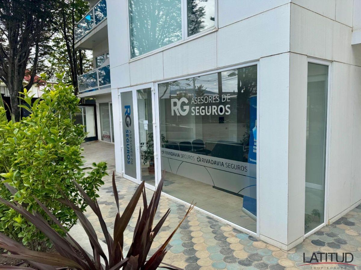 Local comercial en 12 de Octubre al 300 - Ushuaia