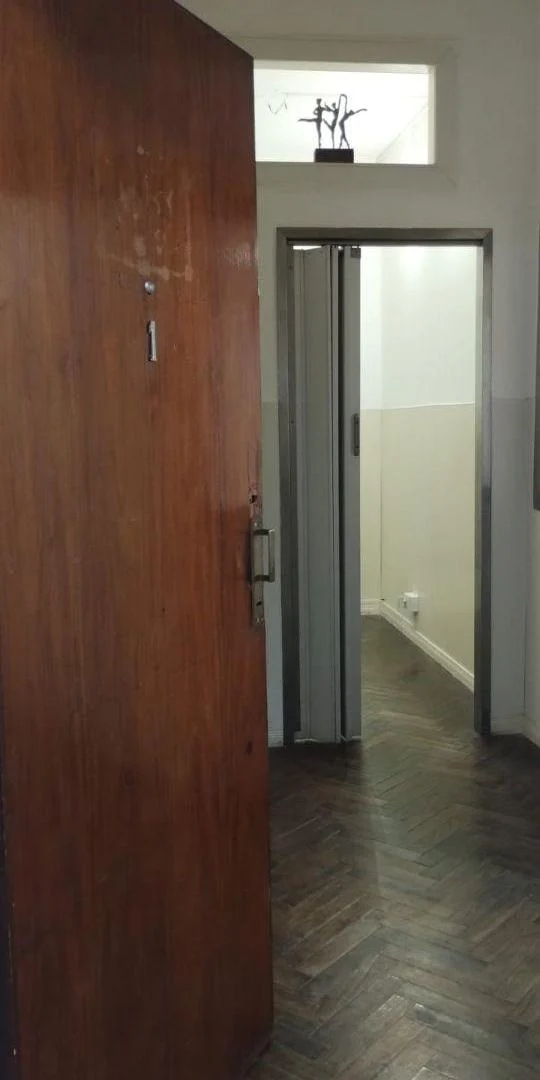 Oficina en alquiler en pleno centro de Lomas de Zamora