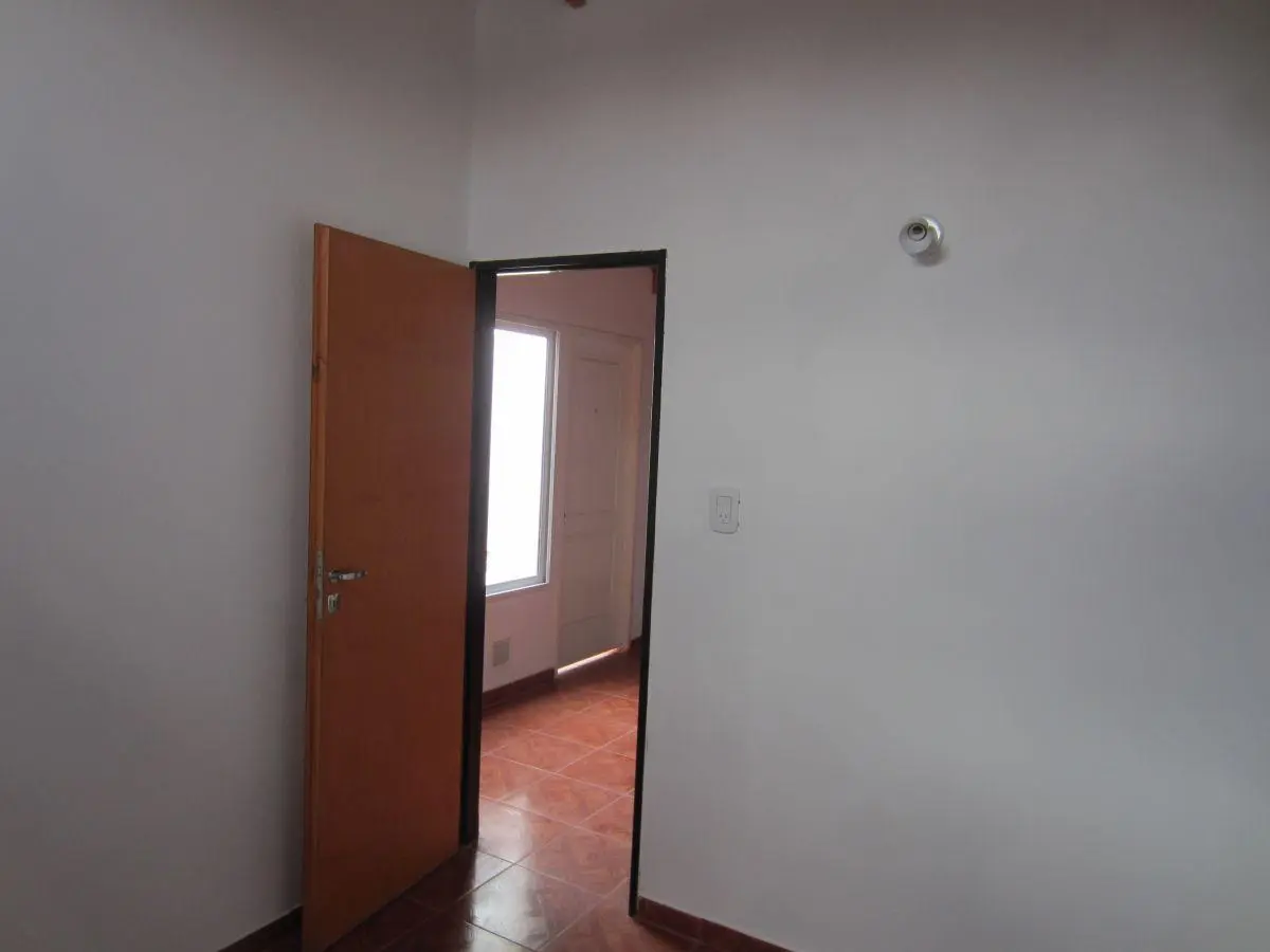 DEPARTAMENTO TIPO PH EN PLANTA ALTA CON PEQUEÑO PATIO 3
