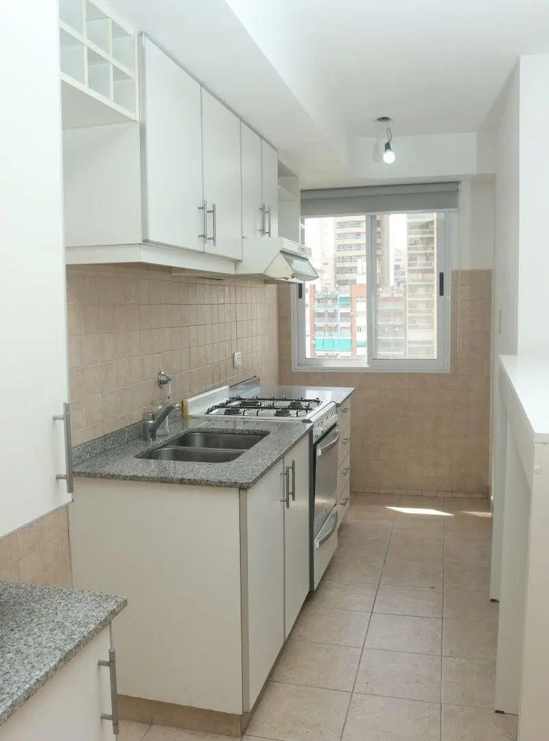 DEPARTAMENTO 2 AMBIENTES CON COCHERA 8