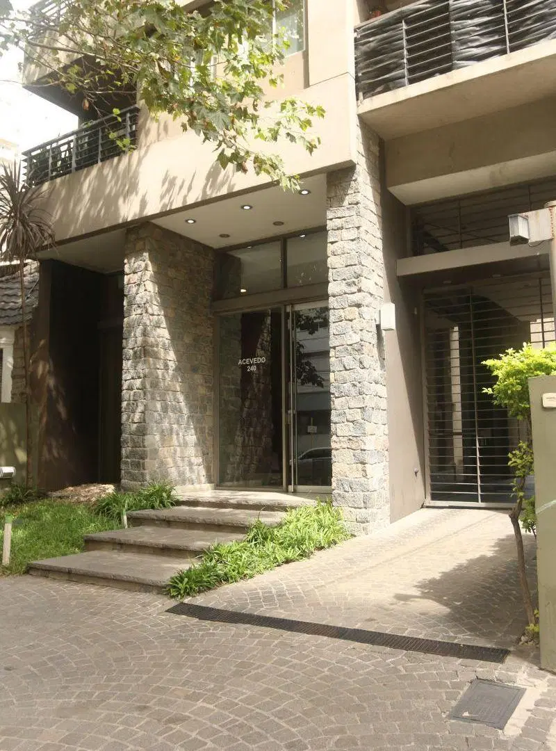 DEPARTAMENTO 2 AMBIENTES CON COCHERA 1
