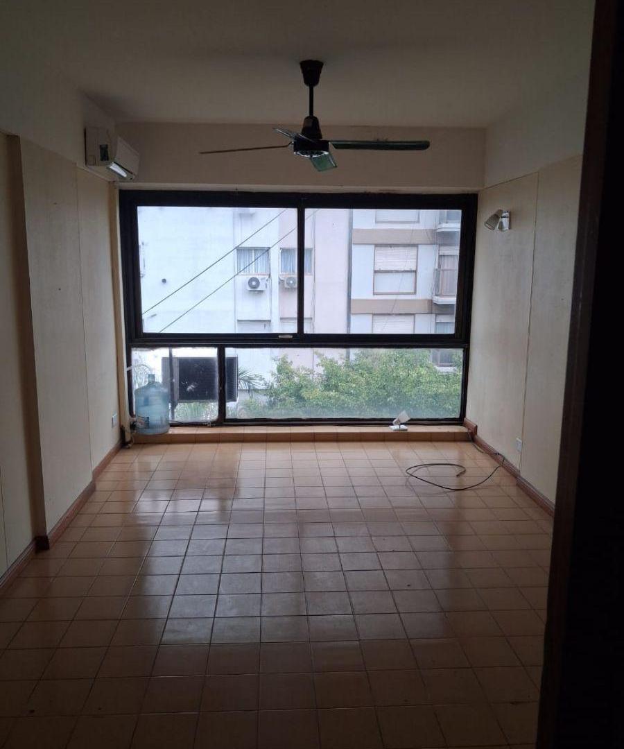 Foto de OFICINA CON COCHERA EN LAS LOMITAS, imagen 4