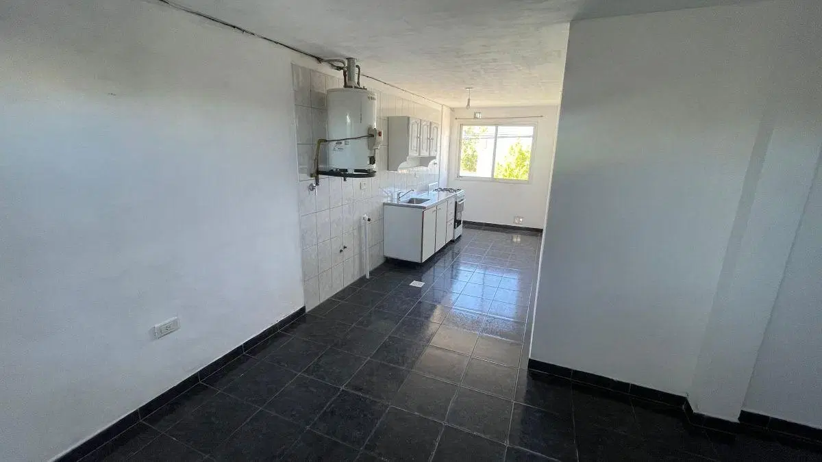 Departamento en alquiler de 1 dormitorio con cochera cubierta 4