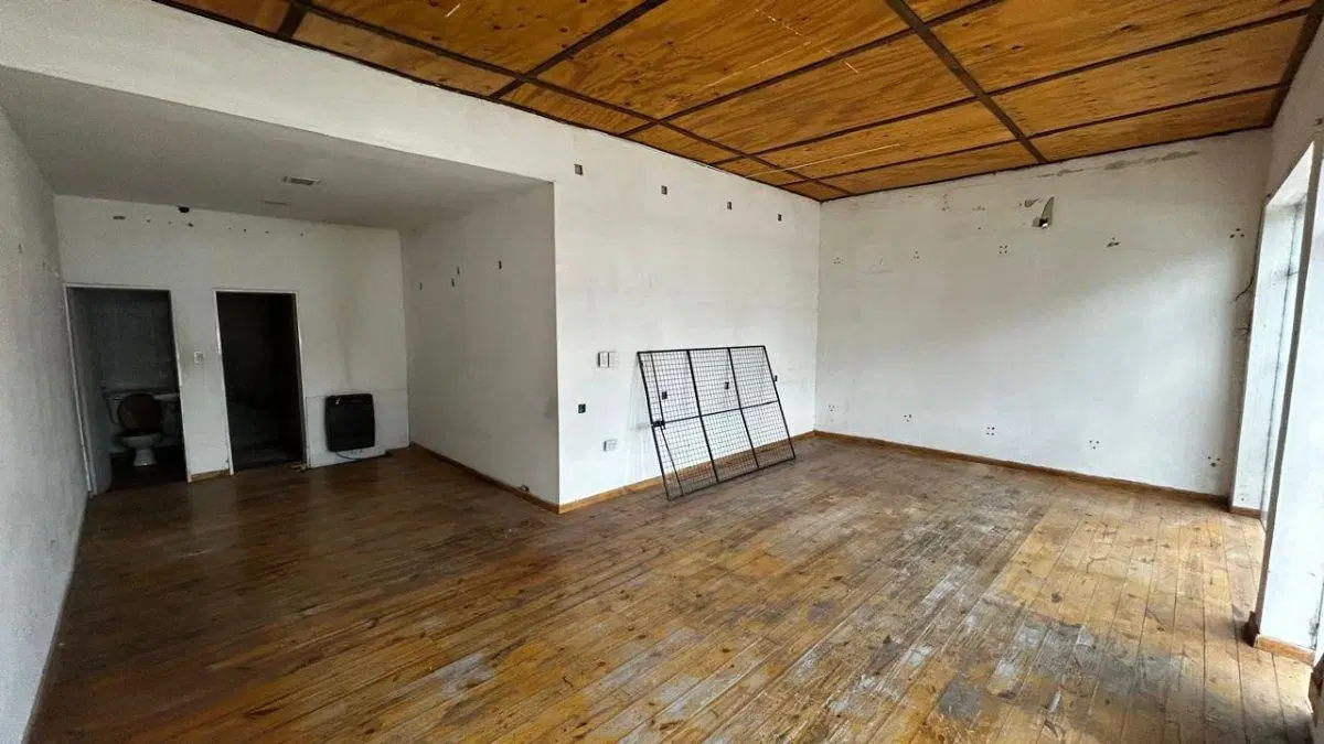 Local comercial en pleno centro de Cipolletti 3