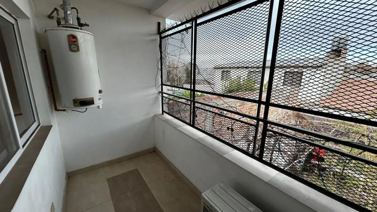 Departamento de 1 dormitorio en alquiler en planta alta SIN EXPENSAS 5