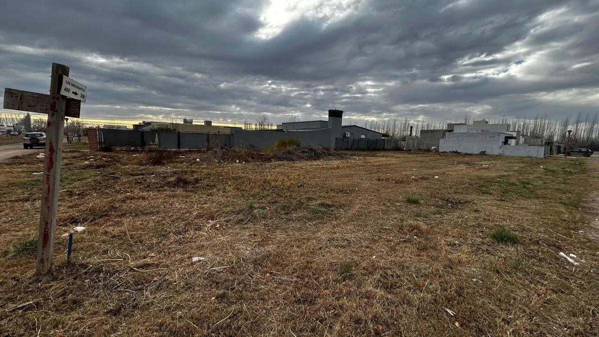 Lote en venta de 1.026,55 m² en Piedra Blancas, Fernandez Oro 8