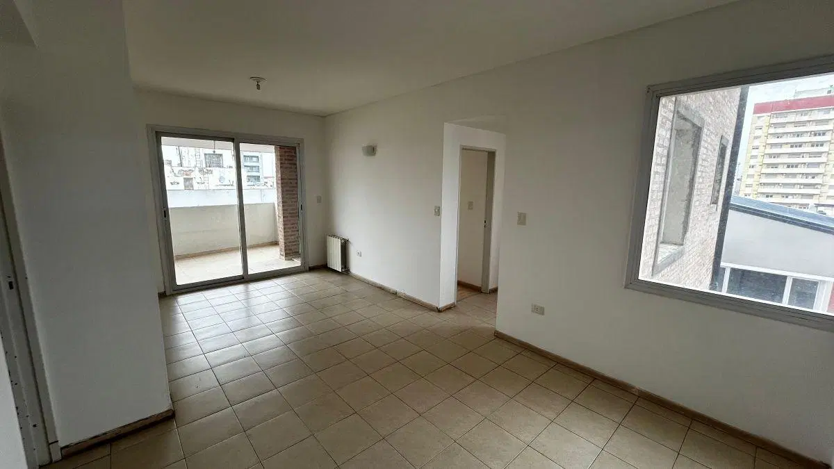DEPARTAMENTO DE 2 DORMITORIOS EN ALQUILER en Pionero 2 CON COCHERA CUBIERTA centro de Cipolletti 5