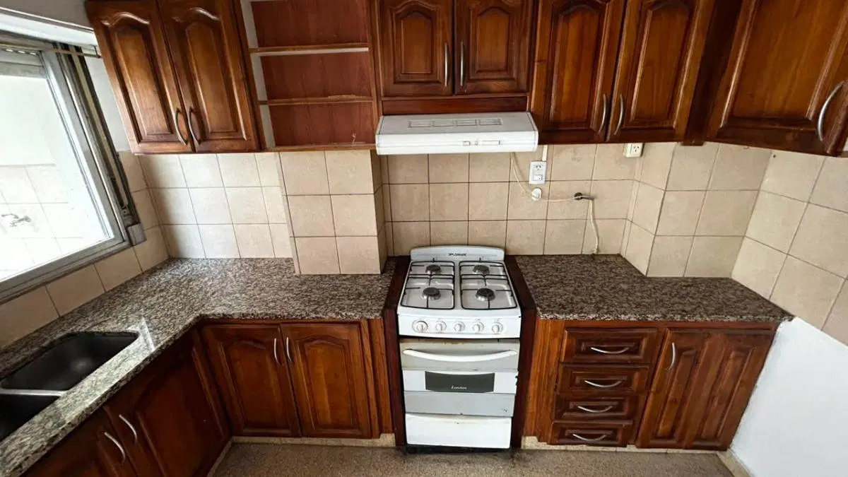 DEPARTAMENTO DE 2 DORMITORIOS EN ALQUILER en pleno centro de Cipolletti 2