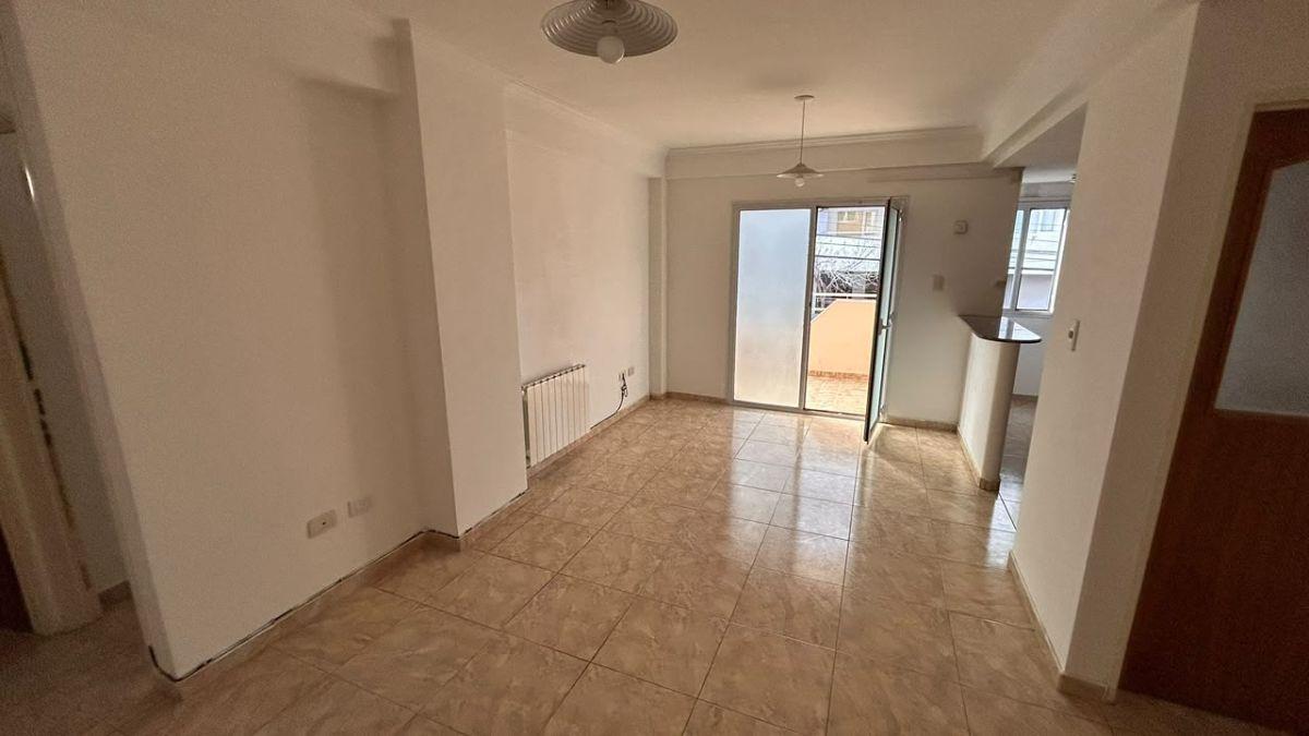 Foto de DEPARTAMENTO EN ALQUILER – 1 DORMITORIO Barrio Área Centro Este, imagen 1
