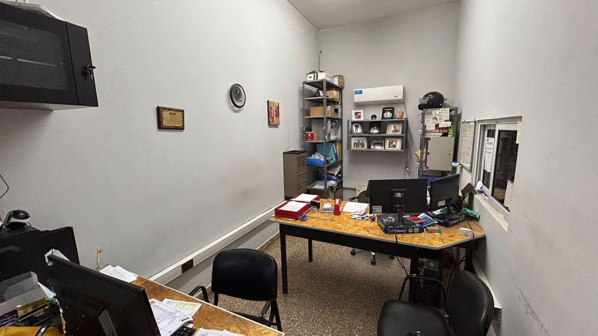 Foto de Local comercial en venta + terreno de 750 m² – Mengelle 971 – Ideal, imagen 5