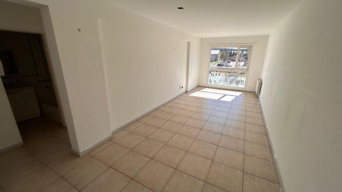 Foto de DEPARTAMENTO DE 2 DORMITORIOS EN VENTA c/cochera cubierta – NEUQUÉN, imagen 3