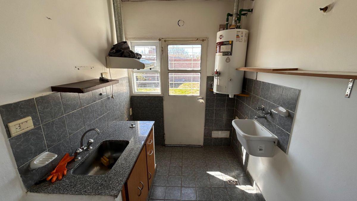 Foto de CASA de 2 dormitorios EN ALQUILER EN FERRI, imagen 1