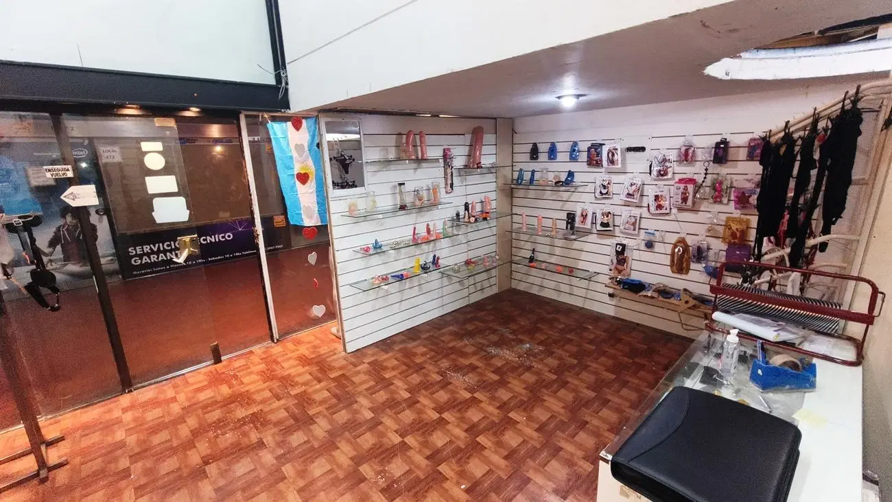 LOCAL EN ALQUILER - GALERIA JARDIN - PEATONAL FLORIDA al 500 - CABA - CENTRO - MICROCENTRO.- 8