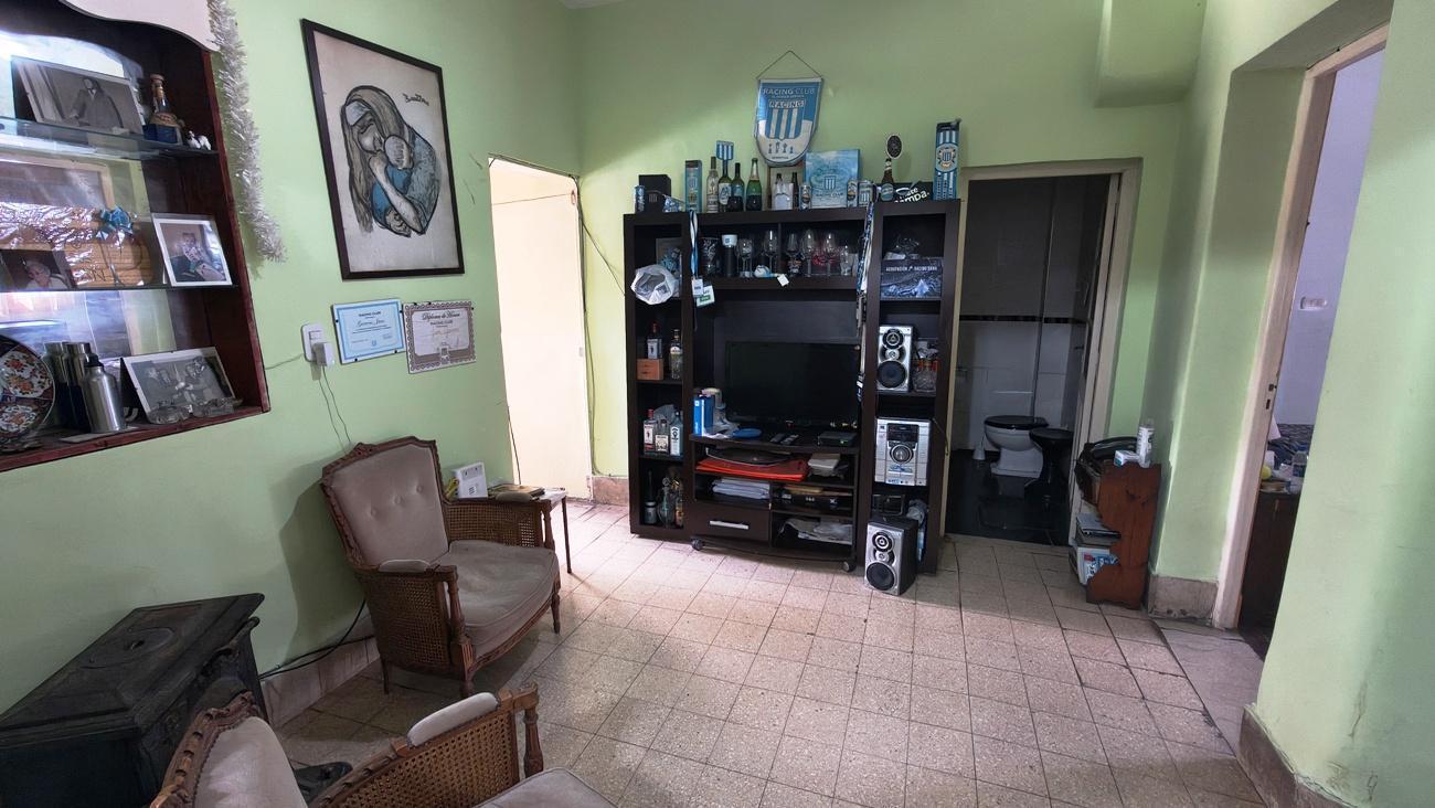 Foto de PH en VENTA VILLA DEL PARQUE 4 AMBIENTES AL FRENTE SIN EXPENSAS PATIO, imagen 3